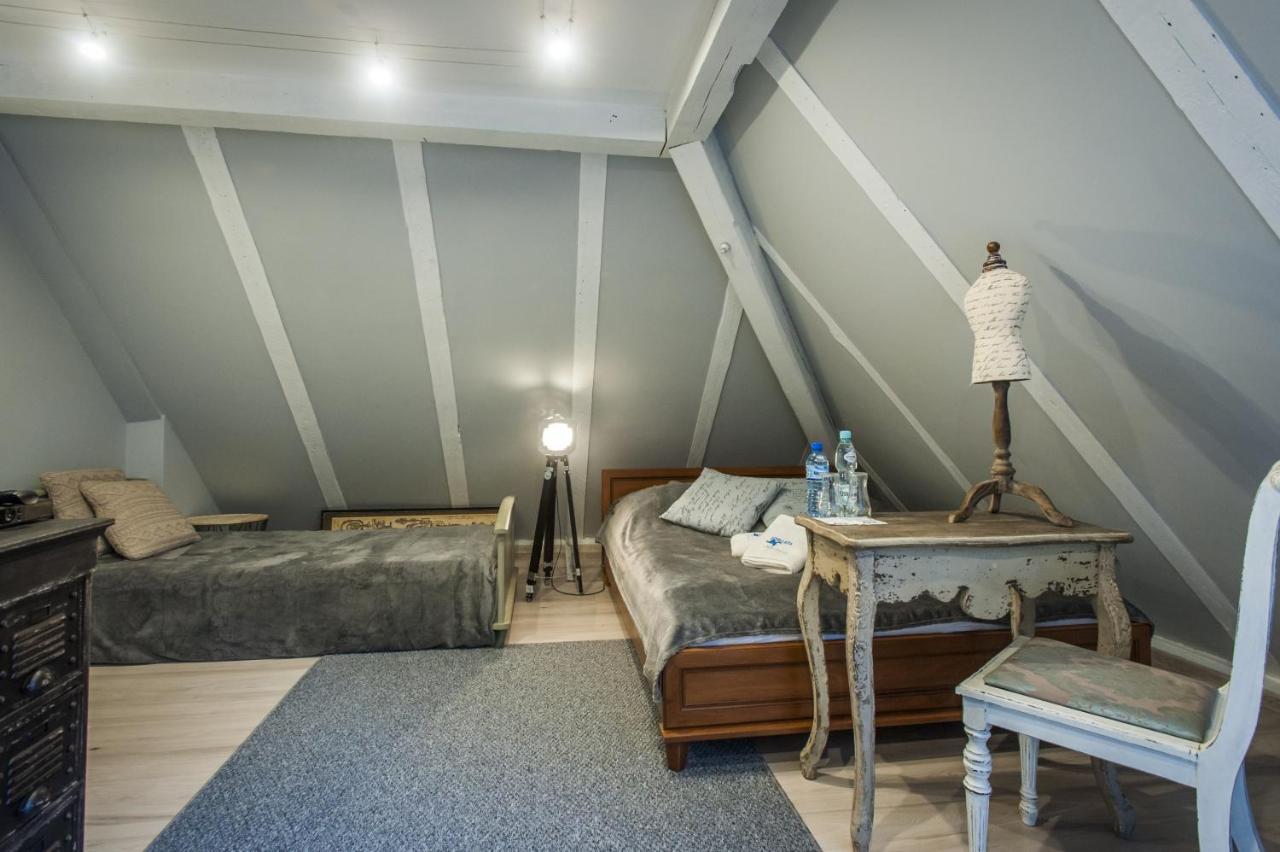 Bed and Breakfast Fregata à Zagórze Śląskie Extérieur photo